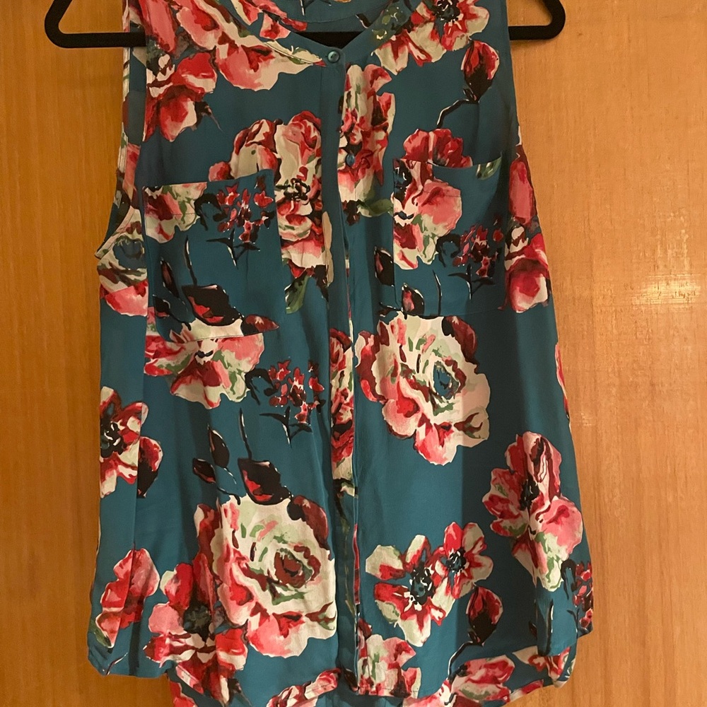 Lucky Brand Green Blouse with Pink Florals Buttoned Style and Mandarin Collar